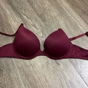 Victoria’s Secret bra